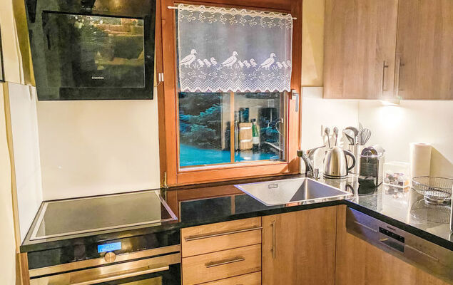 Black Forest Hideaway - Photo 16